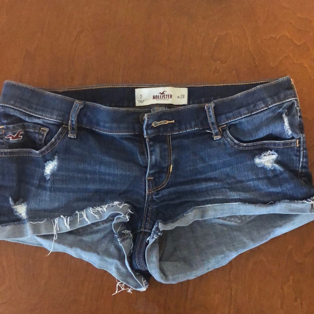 Short shorts